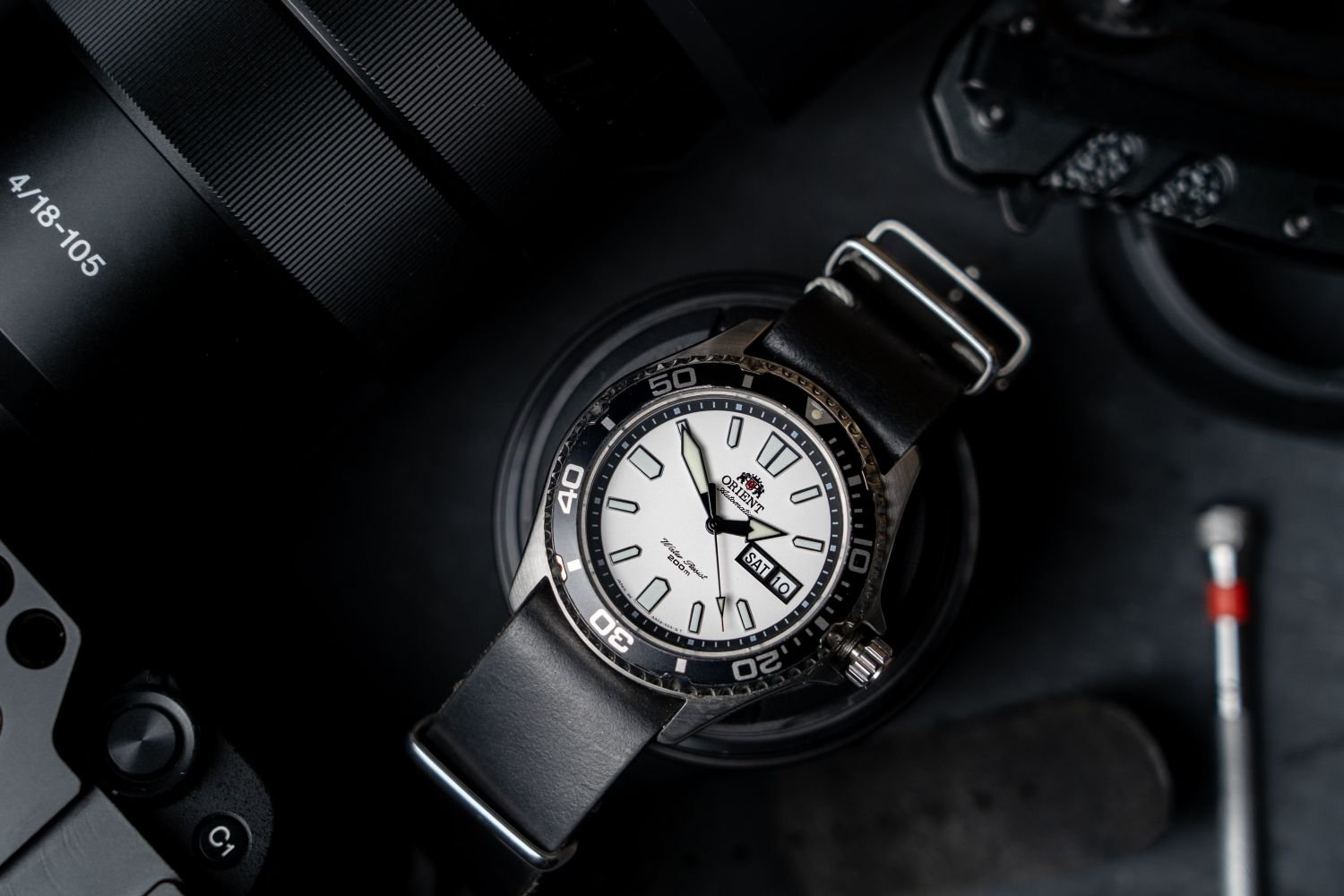 pomana-jewelry-row-bg (3)